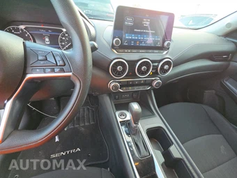 2025 Nissan Sentra SV – miniatura 17