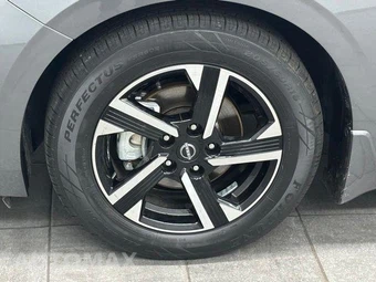 2025 Nissan Sentra SV - miniatura 6