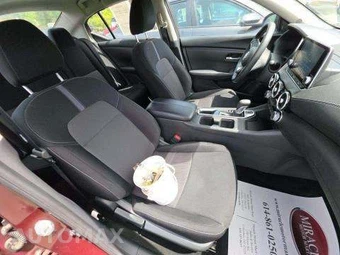 2025 Nissan Sentra SV – miniatura 18