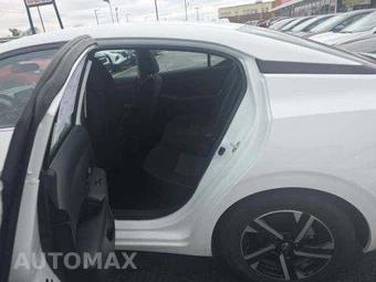 2025 Nissan Sentra SV – miniatura 14
