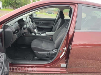 2025 Nissan Sentra SV - miniatura 3