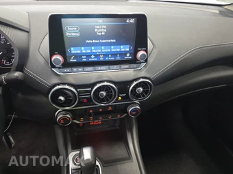 2025 Nissan Sentra SV – miniatura 11