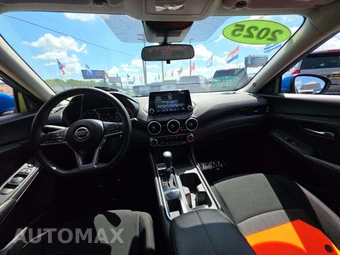 2025 Nissan Sentra SV – miniatura 10