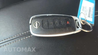 2025 Nissan Sentra SV - miniatura 18
