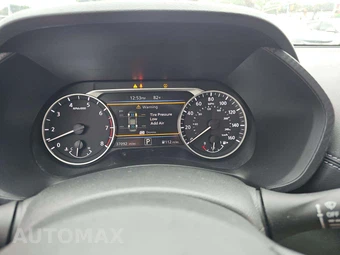 2025 Nissan Sentra SV – miniatura 9