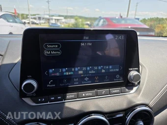 2025 Nissan Sentra SV – miniatura 3