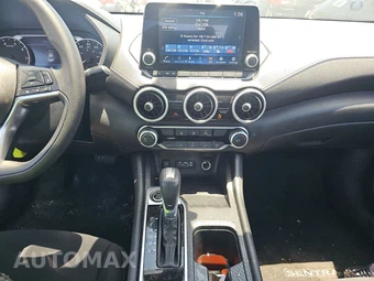 2025 Nissan Sentra SV - miniatura 11