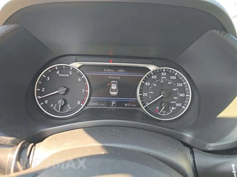 2025 Nissan Sentra SV - miniatura 9