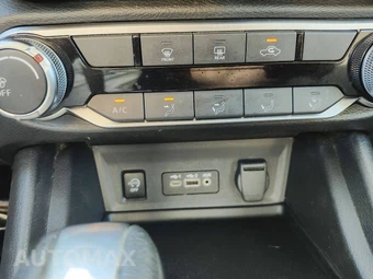 2025 Nissan Sentra SV - miniatura 35