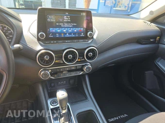 2025 Nissan Sentra SV - miniatura 10
