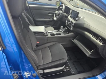 2025 Nissan Sentra SV – miniatura 16