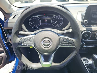 2025 Nissan Sentra SV – miniatura 10