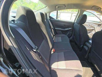 2025 Nissan Sentra SV – miniatura 16