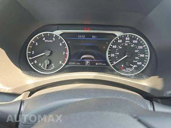 2025 Nissan Sentra SV – miniatura 9