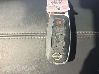 2025 Nissan Sentra SV – miniatura 8