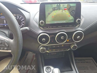 2025 Nissan Sentra SV – miniatura 10
