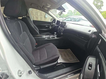 2025 Nissan Sentra SV – miniatura 18