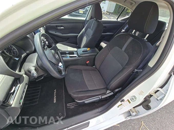 2025 Nissan Sentra SV - miniatura 3