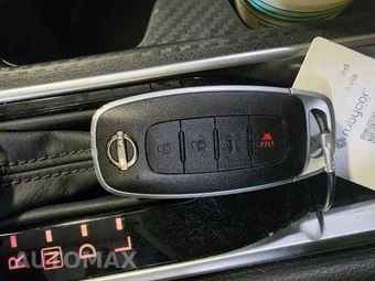 2025 Nissan Sentra SV – miniatura 3