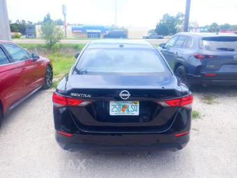 2025 Nissan Sentra SV – miniatura 13