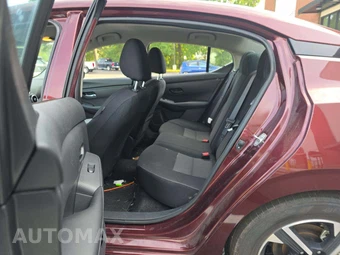 2025 Nissan Sentra SV - miniatura 13