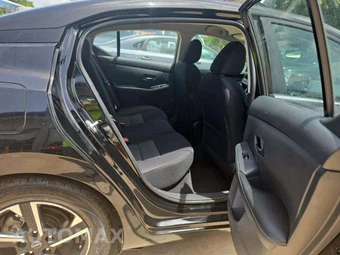 2025 Nissan Sentra SV – miniatura 13