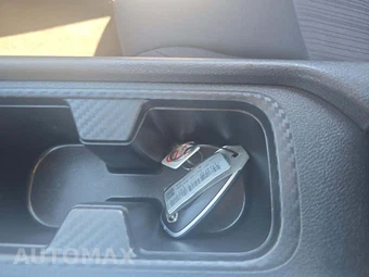 2025 Nissan Sentra SV – miniatura 8