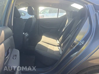 2025 Nissan Sentra SV – miniatura 13