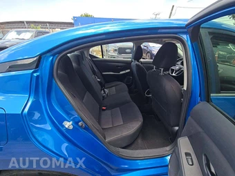 2025 Nissan Sentra SV - miniatura 13