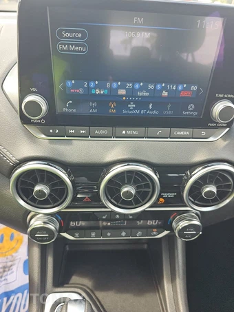 2025 Nissan Sentra SV - miniatura 11