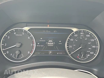 2025 Nissan Sentra SV - miniatura 12
