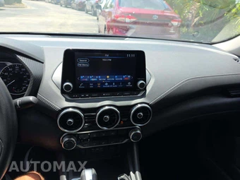 2025 Nissan Sentra SV – miniatura 10