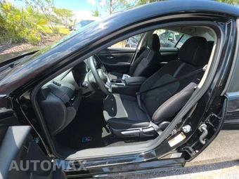 2025 Nissan Sentra SV – miniatura 6