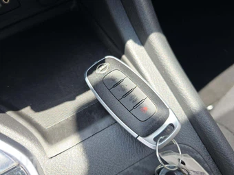 2025 Nissan Sentra SV – miniatura 8