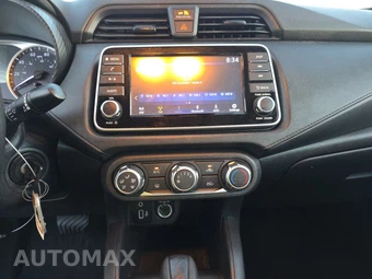 2025 Nissan Versa S – miniatura 11