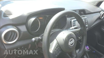 2025 Nissan Versa S – miniatura 22