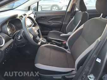 2025 Nissan Versa S – miniatura 7