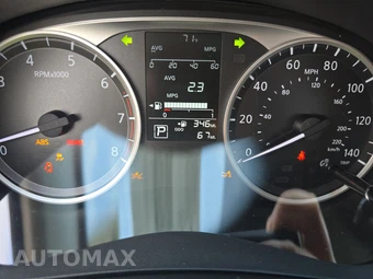 2025 Nissan Versa S - miniatura 12