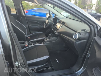 2025 Nissan Versa S - miniatura 8
