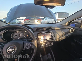2025 Nissan Versa S – miniatura 11