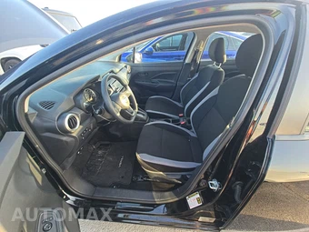 2025 Nissan Versa S – miniatura 7