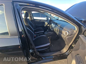 2025 Nissan Versa S – miniatura 8