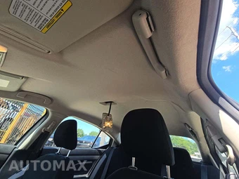 2025 Nissan Versa S – miniatura 11