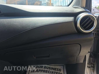 2025 Nissan Versa S – miniatura 19