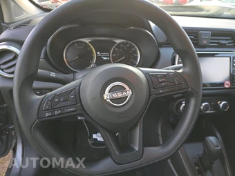 2025 Nissan Versa S - miniatura 10
