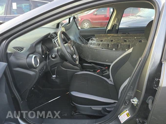 2025 Nissan Versa S - miniatura 7