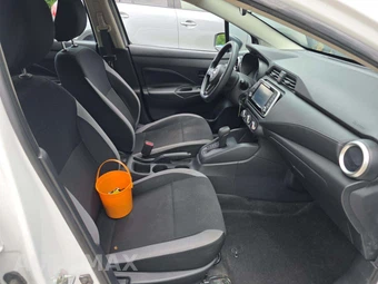 2025 Nissan Versa S – miniatura 18