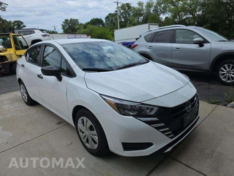 2025 Nissan Versa S – miniatura 4