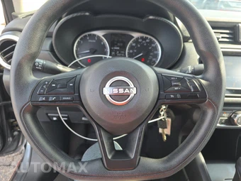 2025 Nissan Versa S – miniatura 10