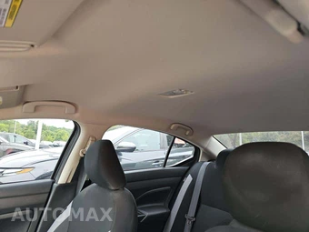 2025 Nissan Versa S – miniatura 11